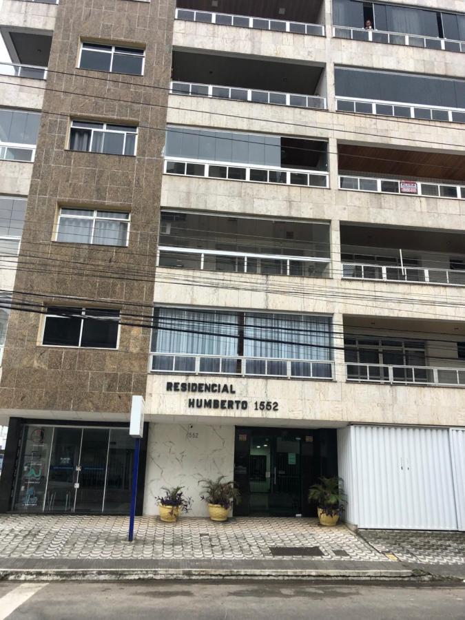 Alto Padrao - Apartamento De 3 Quartos Na Badalada Praia Do Morro A Poucos Passos Da Areia - Elevador -Wi-Fi 구아라파리 외부 사진